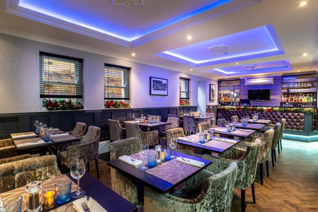 The Lansbury Heritage A Sunday - Canary Wharf Londra